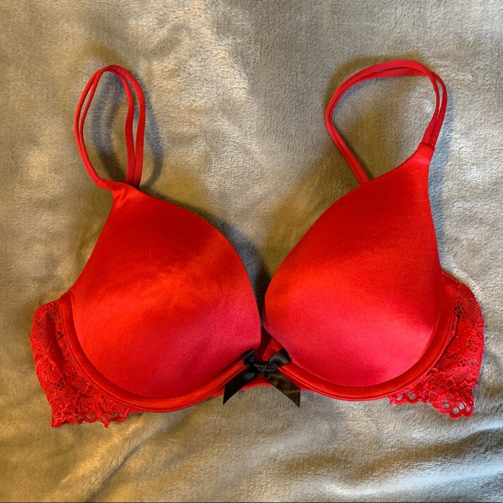 Red Victoria’s Secret Very Sexy Red Bra 34B